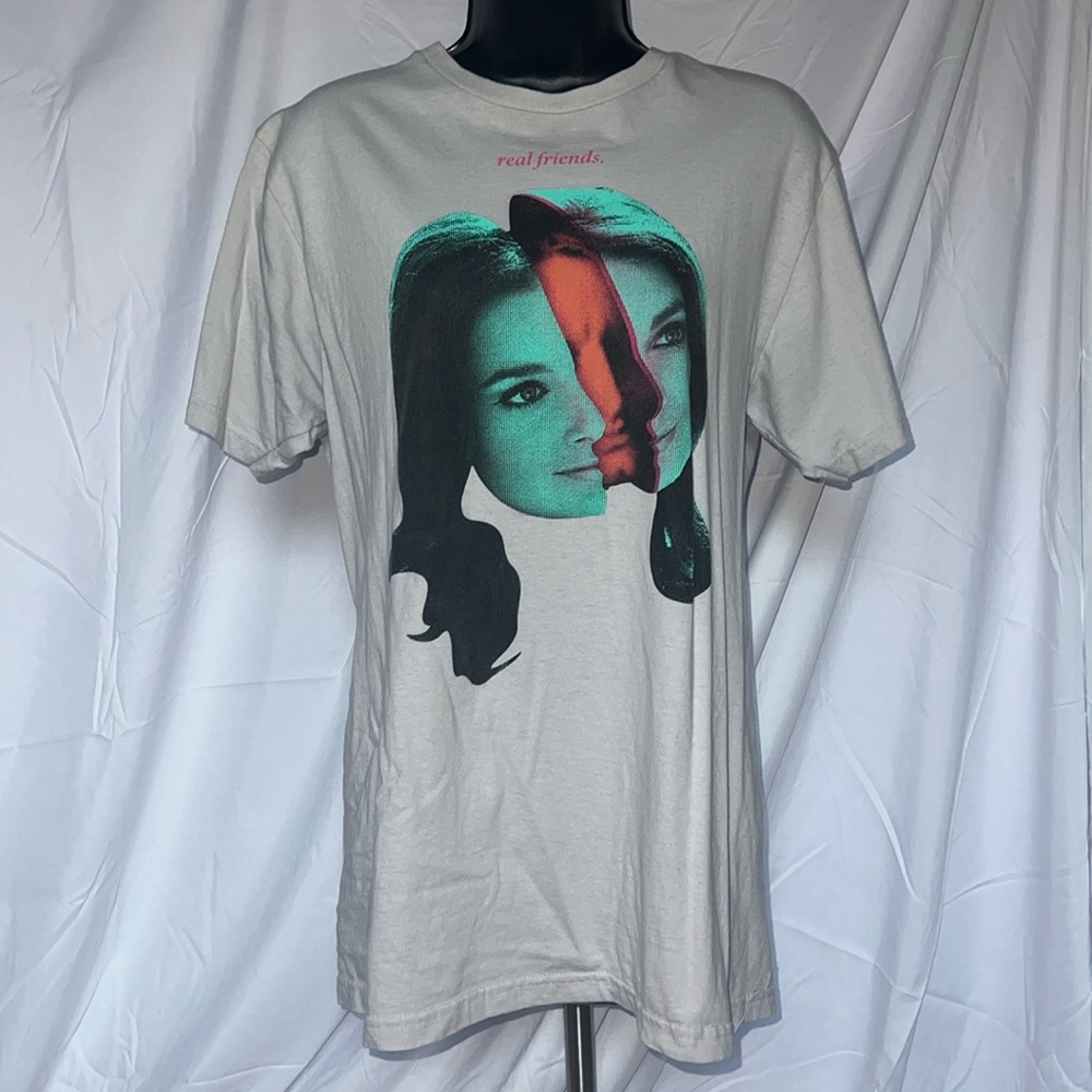 Bay Island | Graphic “Real Friends” Tee